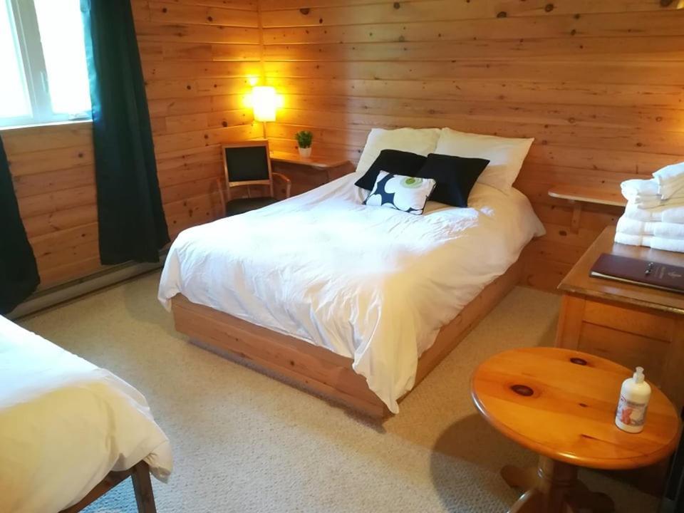 Auberge Ma Maison Sainte-Melanie Exteriér fotografie